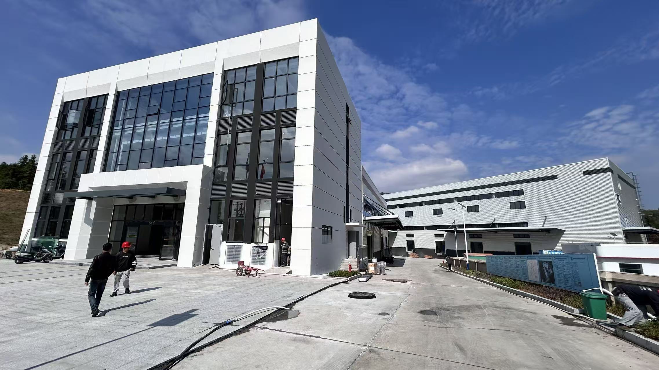 溆浦山银花项目钢结构顺利通过验收